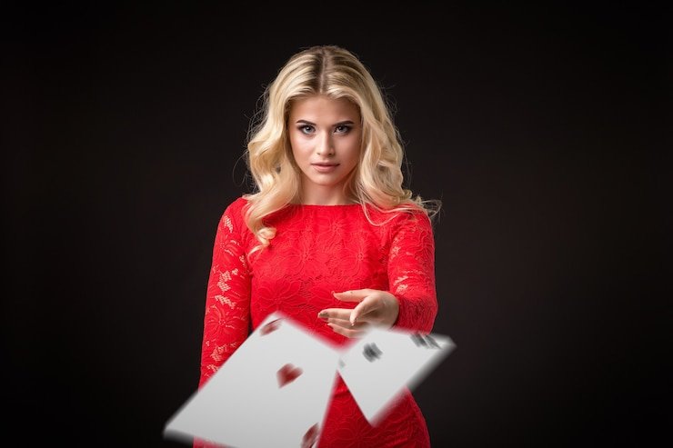 Pengguna menikmati live streaming kasino langsung dengan dealer profesional di platform digital